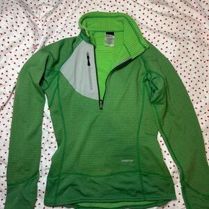 Patagonia Green quarter zip Jacket